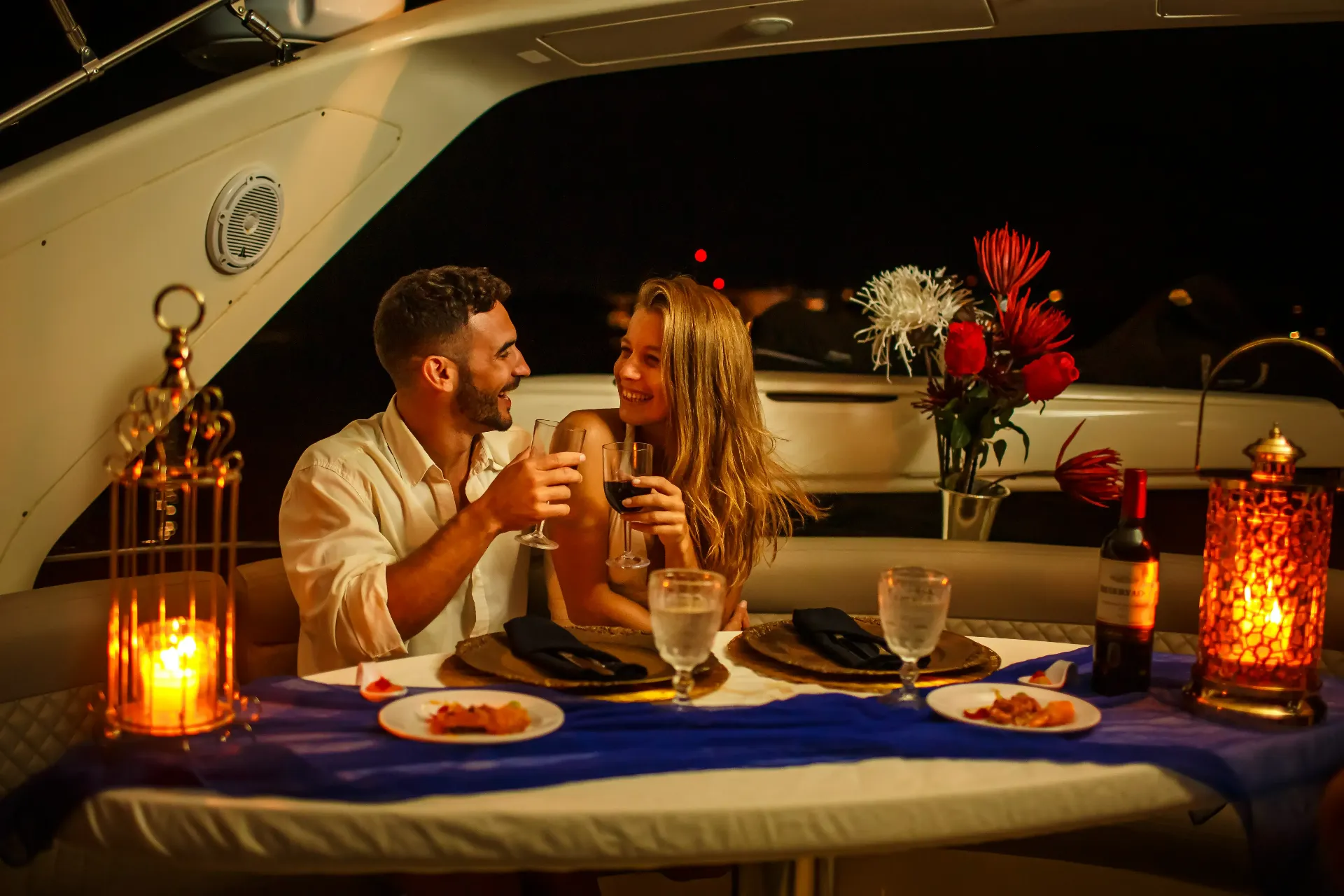 ROMANTIC CRUISE Dinner